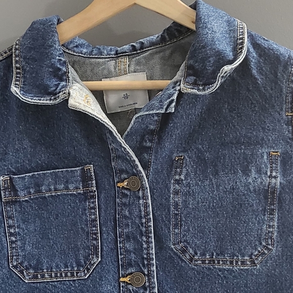 Old Navy Medium-Wash Jean Chore Jacket - Picture 4 of 8